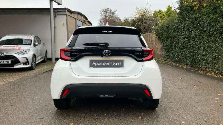 Toyota Yaris 1.5 Hybrid Design 5dr CVT Hybrid Hatchback